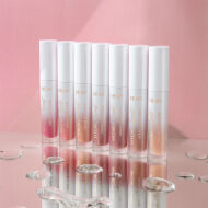 HYDRO BOOST lip gloss natural oils